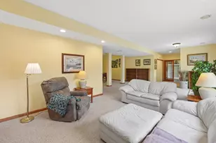 287 Plainview Dr, River Falls, WI 54022 - Photo 45