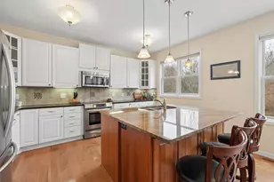 287 Plainview Dr, River Falls, WI 54022 - Photo 15