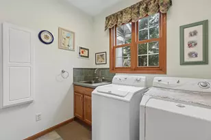 287 Plainview Dr, River Falls, WI 54022 - Photo 11