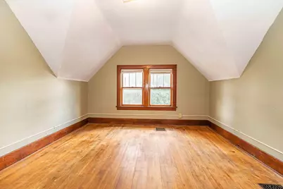 1437 Englewood Avenue, Saint Paul, MN 55104 - Photo 31