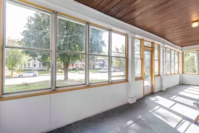 1437 Englewood Avenue, Saint Paul, MN 55104 - Photo 5