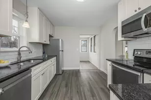 1764 English St, Maplewood, MN 55109 - Photo 17