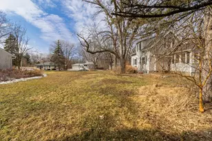 1764 English St, Maplewood, MN 55109 - Photo 33