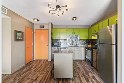 121 Washington Avenue S #1010, Minneapolis, MN 55401 - Photo 9