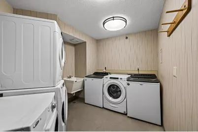 121 Washington Avenue S #1010, Minneapolis, MN 55401 - Photo 33