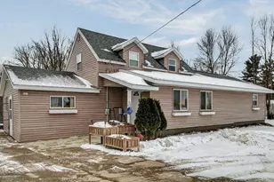 901 Riverside Dr, Cornell, WI 54732 - Photo 1