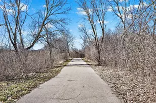 5645 Green Cir Dr, Hopkins, MN 55343 - Photo 19