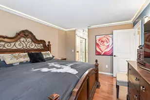 5645 Green Cir Dr, Hopkins, MN 55343 - Photo 11