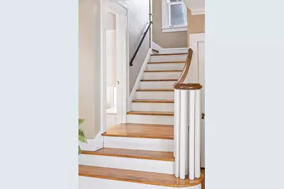 806 Osceola Avenue, Saint Paul, MN 55105 - Photo 23