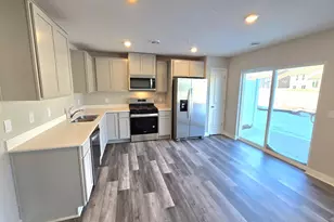 13676 Kaylemore Trl, Rosemount, MN 55068 - Photo 9