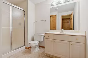 7174 Arthur Dr, Woodbury, MN 55125 - Photo 47