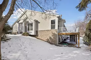 7174 Arthur Dr, Woodbury, MN 55125 - Photo 49