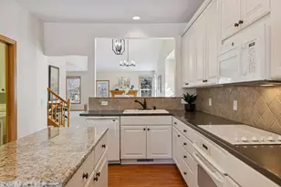 7174 Arthur Dr, Woodbury, MN 55125 - Photo 25