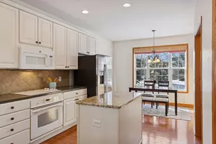 7174 Arthur Dr, Woodbury, MN 55125 - Photo 23