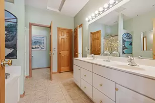 7174 Arthur Dr, Woodbury, MN 55125 - Photo 17