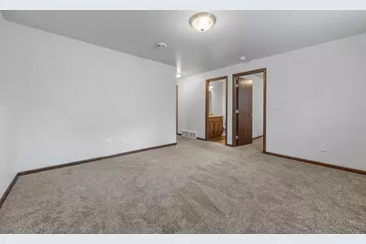 2239 35th Street Circle S, Moorhead, MN 56560 - Photo 17