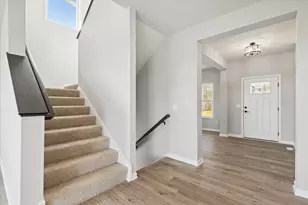 1937 Dahlia Dr, Shakopee, MN 55379 - Photo 13