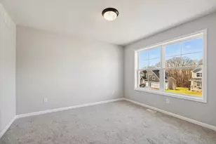 1937 Dahlia Dr, Shakopee, MN 55379 - Photo 25