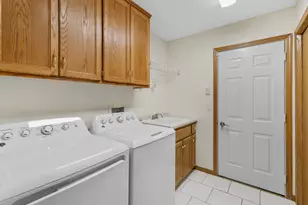 5796 Willow Ln N, Shoreview, MN 55126 - Photo 35