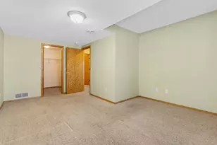 5796 Willow Ln N, Shoreview, MN 55126 - Photo 23