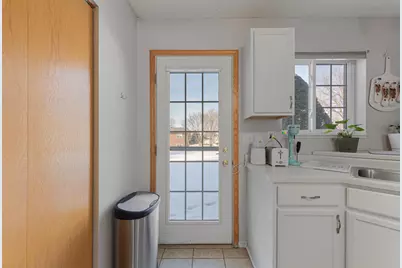 1502 Carriage Circle, Faribault, MN 55021 - Photo 21