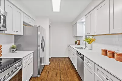 7012 Regent Avenue N, Brooklyn Center, MN 55429 - Photo 11