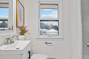 7012 Regent Ave N, Brooklyn Center, MN 55429 - Photo 17