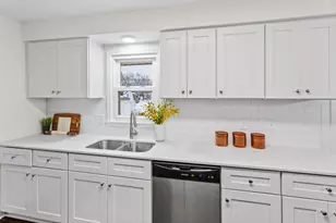 7012 Regent Ave N, Brooklyn Center, MN 55429 - Photo 9