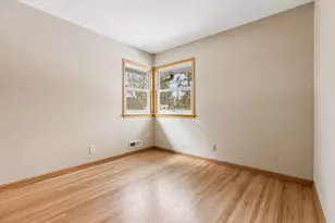 15776 Cedar Ridge Rd, Eden Prairie, MN 55347 - Photo 13