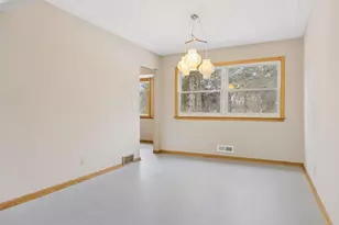 15776 Cedar Ridge Rd, Eden Prairie, MN 55347 - Photo 5