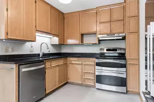 15776 Cedar Ridge Rd, Eden Prairie, MN 55347 - Photo 7