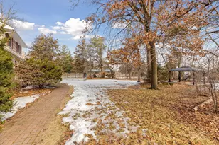 15776 Cedar Ridge Rd, Eden Prairie, MN 55347 - Photo 33