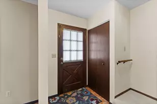 3170 Walnut Grove Ln N, Plymouth, MN 55447 - Photo 7