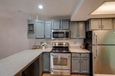 3670 Gettysburg Avenue S #82, Saint Louis Park, MN 55426 - Photo 7