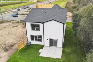 3784 Wren Ave, Shakopee, MN 55379 - Photo 3