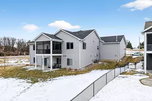 1819 31st St SW, Rochester, MN 55902 - Photo 45