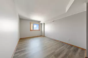 66 9th St E, Saint Paul, MN 55101 - Photo 21