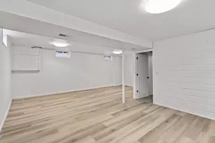 984 Armstrong Ave, Saint Paul, MN 55102 - Photo 17