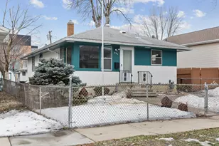 984 Armstrong Ave, Saint Paul, MN 55102 - Photo 3