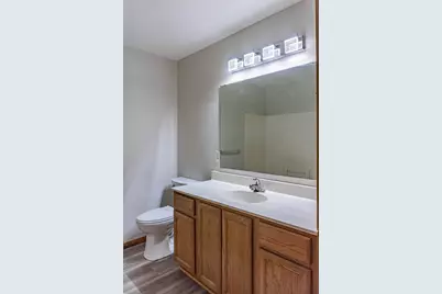 1122 Crystal Place W, Chaska, MN 55318 - Photo 29