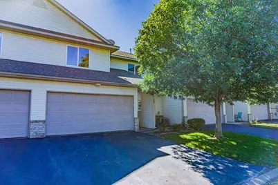 1122 Crystal Place W, Chaska, MN 55318 - Photo 41