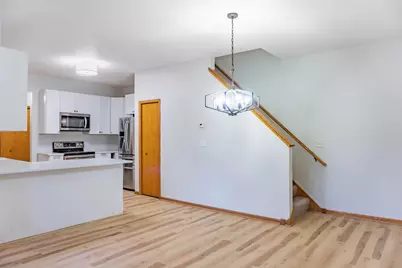 1122 Crystal Place W, Chaska, MN 55318 - Photo 59