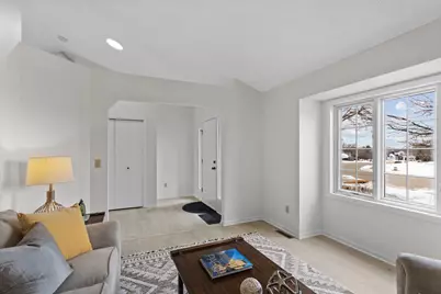 2571 Nemitz Avenue E, Maplewood, MN 55119 - Photo 7