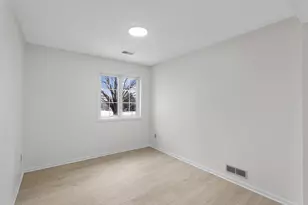 2571 Nemitz Ave E, Maplewood, MN 55119 - Photo 17