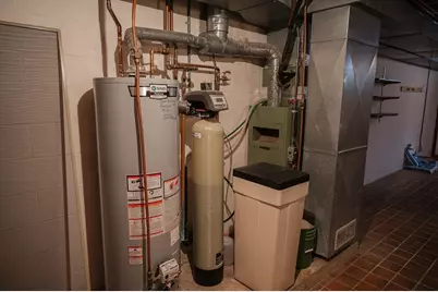 525 N Hood Street, Blue Earth, MN 56013 - Photo 31