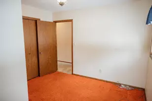 525 N Hood St, Blue Earth, MN 56013 - Photo 21