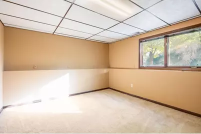 7585 Lanewood Lane N, Maple Grove, MN 55311 - Photo 35