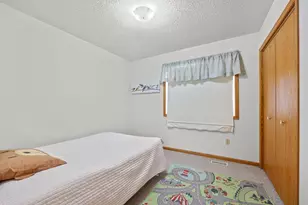 493 California St NW, Hutchinson, MN 55350 - Photo 11