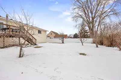 493 California Street NW, Hutchinson, MN 55350 - Photo 23