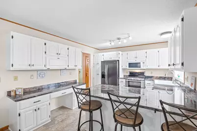 493 California Street NW, Hutchinson, MN 55350 - Photo 7